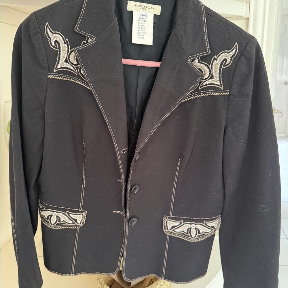 Vertigo Paris Black Tailored Blazer